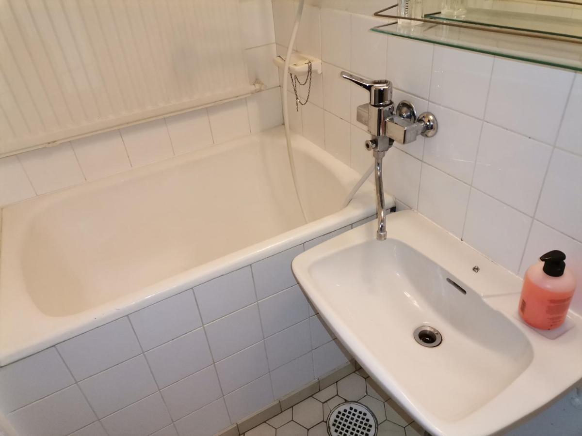 Economy Escape Apartment Коувола Екстериор снимка