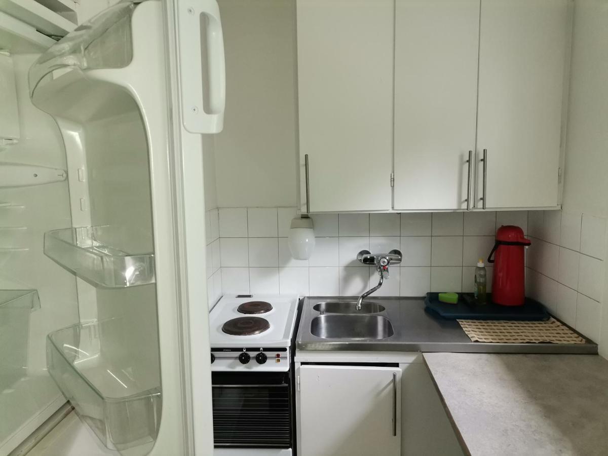 Economy Escape Apartment Коувола Екстериор снимка