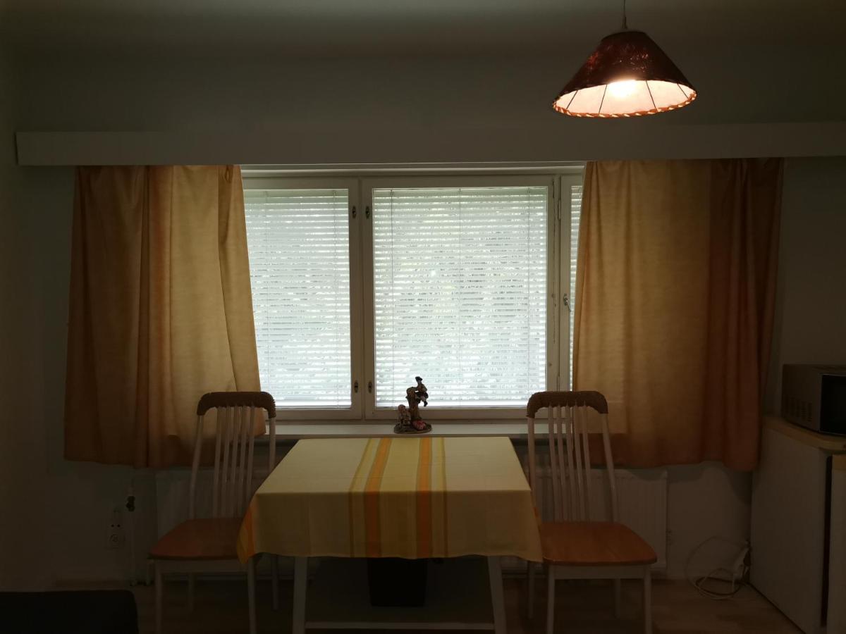 Economy Escape Apartment Коувола Екстериор снимка