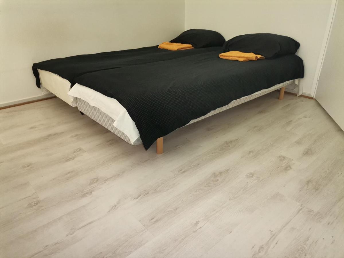 Economy Escape Apartment Коувола Екстериор снимка