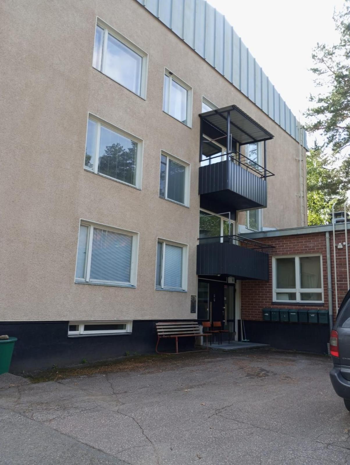 Economy Escape Apartment Коувола Екстериор снимка