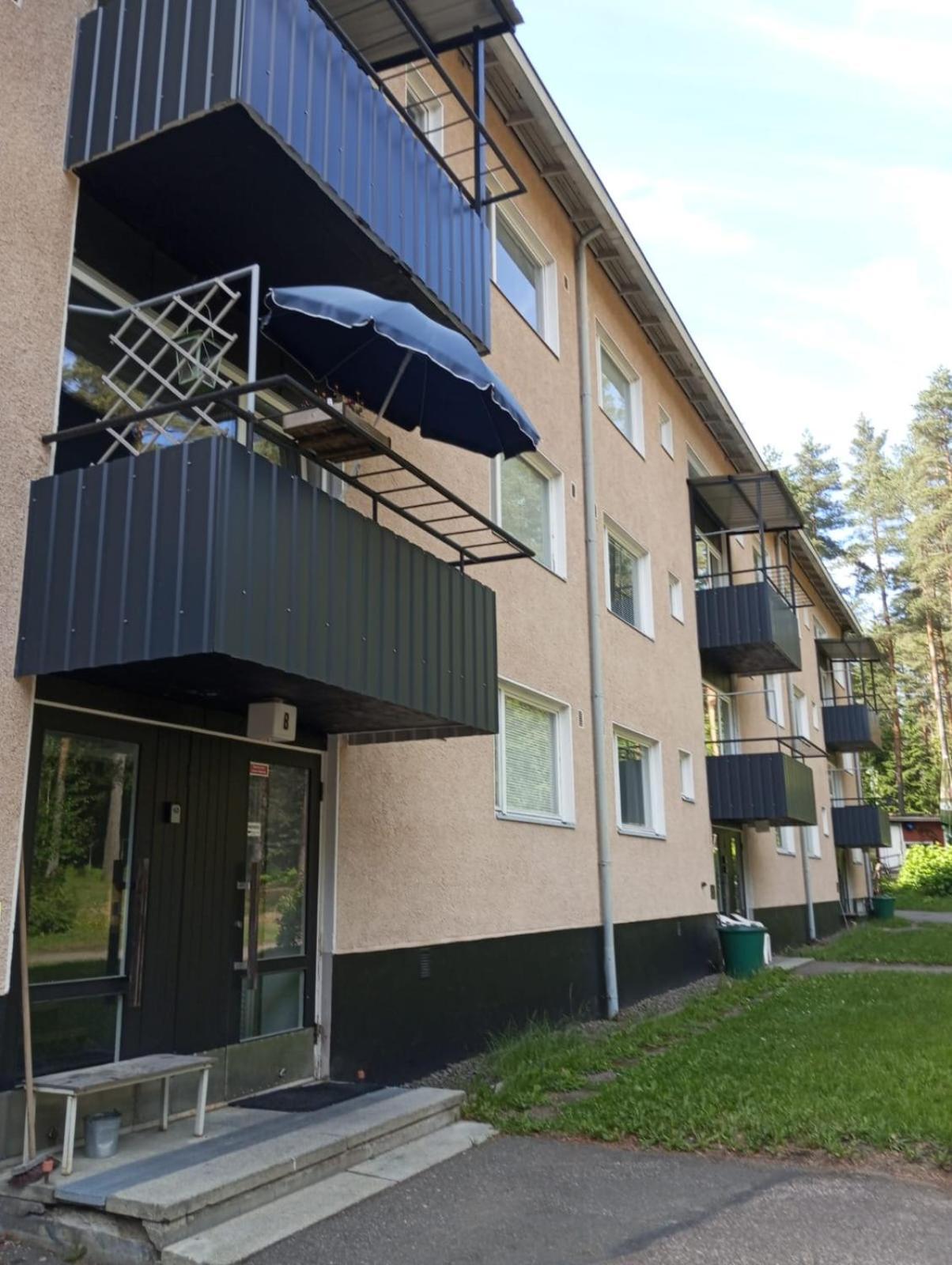 Economy Escape Apartment Коувола Екстериор снимка