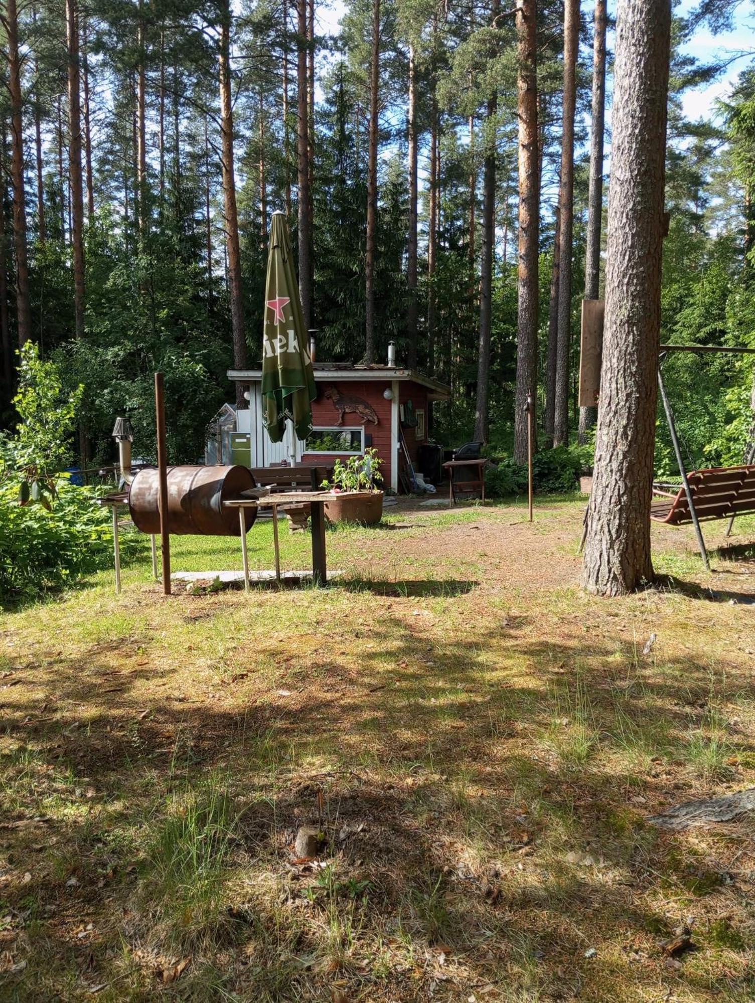 Economy Escape Apartment Коувола Екстериор снимка